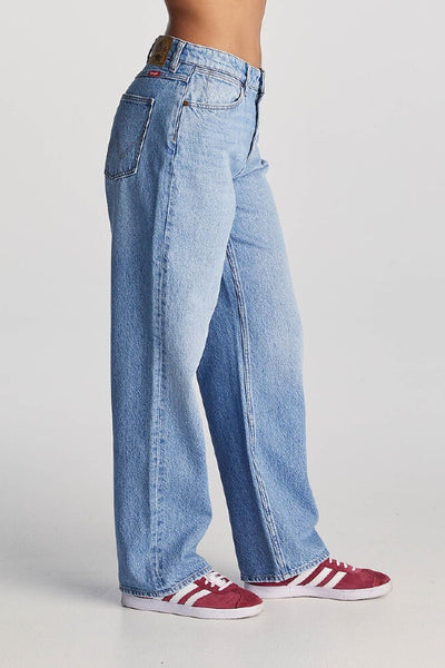 WRANGLER - MID BELLA BAGGY  JEAN - SUSPICION